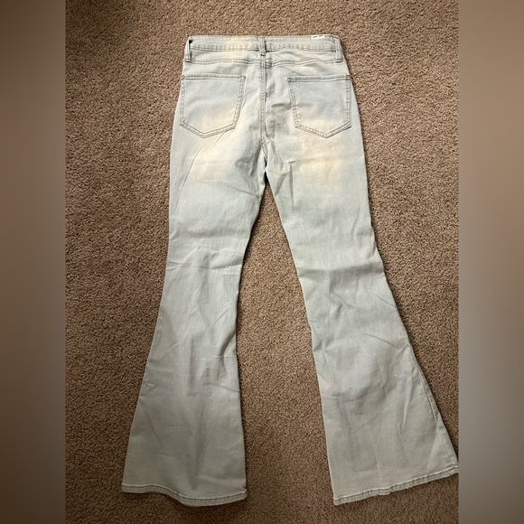 Distressed Light Blue Women's Jeans - Picture 2 of 4